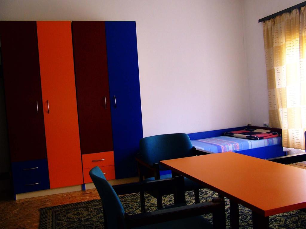Hostel Domestika Битола Номер фото